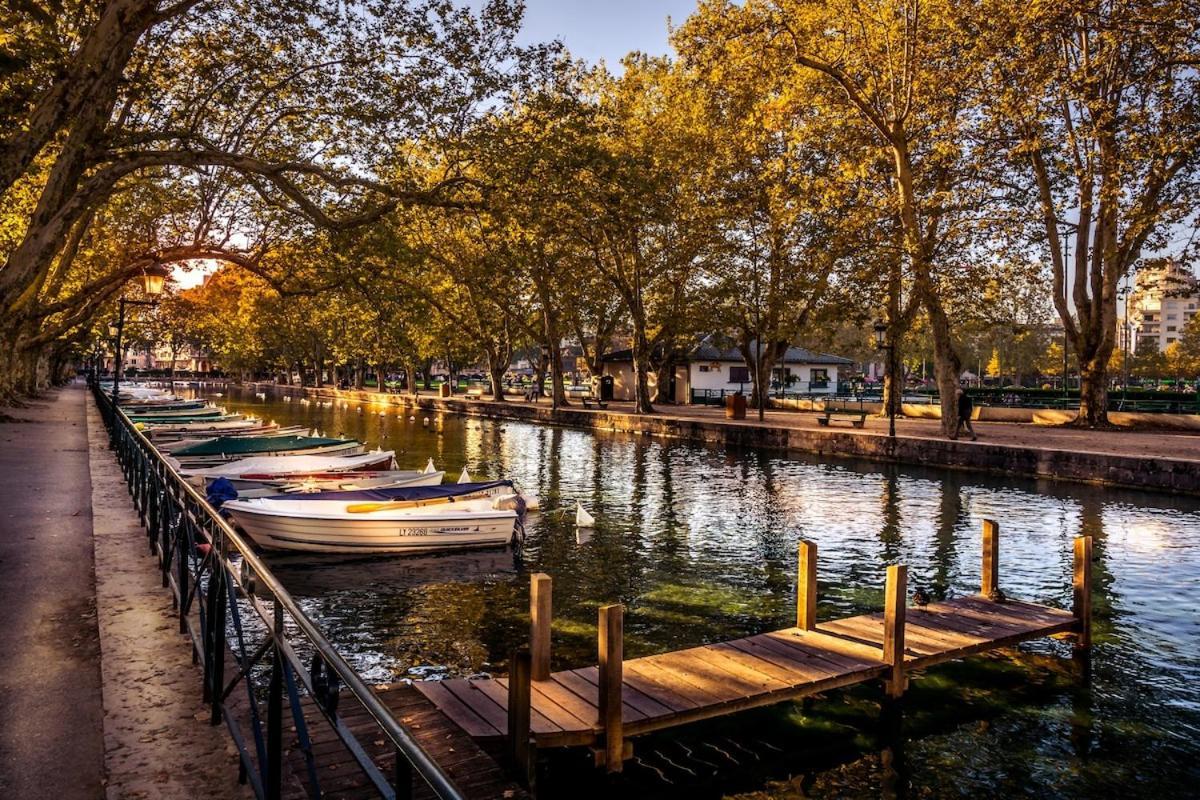 Golden Beach Parking Proche Du Lac Annecy Dış mekan fotoğraf
